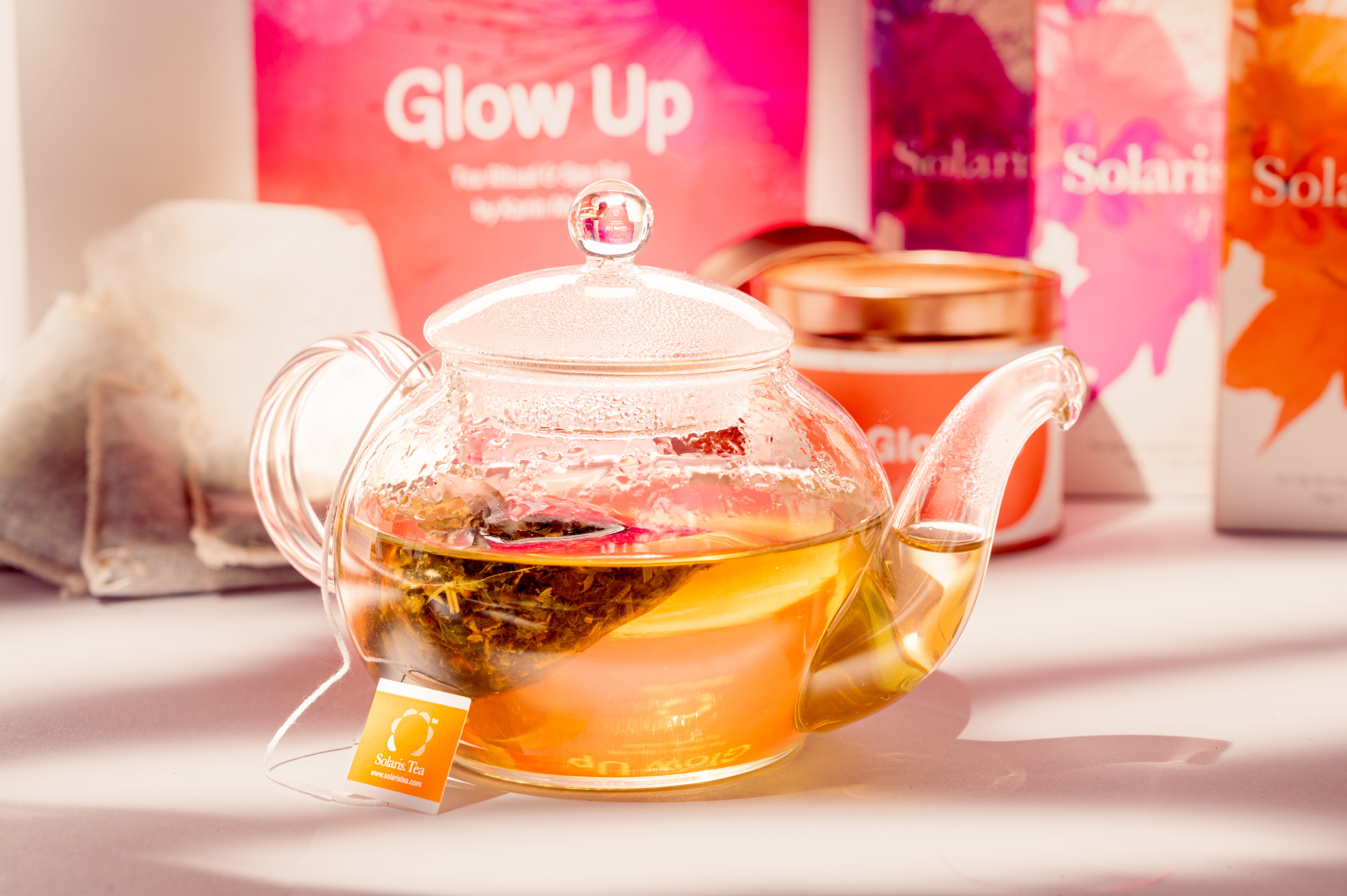 'GLOW UP' Tee Ritual & Spa Set von Karin Müller *AB 2026*