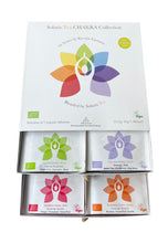 Laden Sie das Bild in den Galerie-Viewer, BE BETTER CHAKRA Collection Geschenkset - 21 biologisch abbaubare Pyramiden-Teebeutel (einzeln verpackt) BIO, 42g
